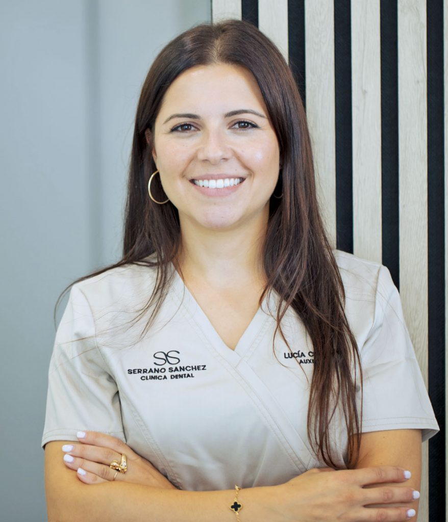 Equipo 7 lucia cebrian Clínica Serrano Sánchez